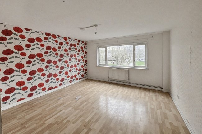 49 Raccoon Way, Hounslow, Middlesex, TW4 7PL 2