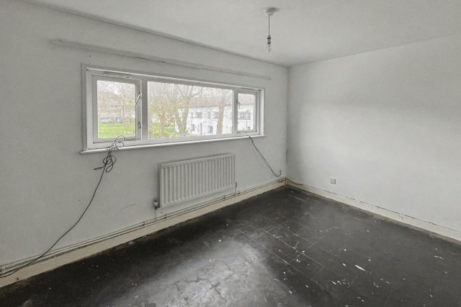 41 Raccoon Way, Hounslow, Middlesex, TW4 7PL 3