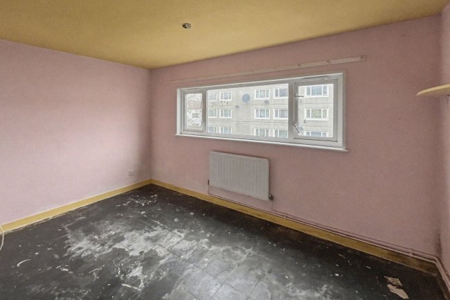 41 Raccoon Way, Hounslow, Middlesex, TW4 7PL 3