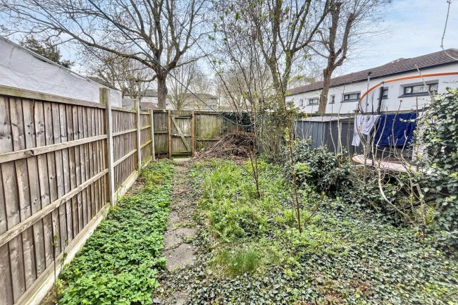 41 Raccoon Way, Hounslow, Middlesex, TW4 7PL 3