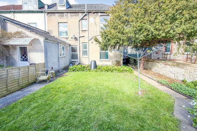 Flat 1, 18 Belmont Road, St Andrews, Bristol, BS6 5AS 8