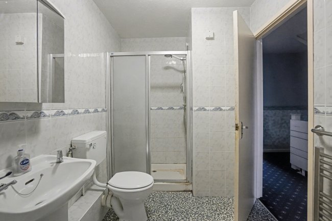 7 Millstone Mews, South Darenth, Dartford, Kent, DA4 9HT 3