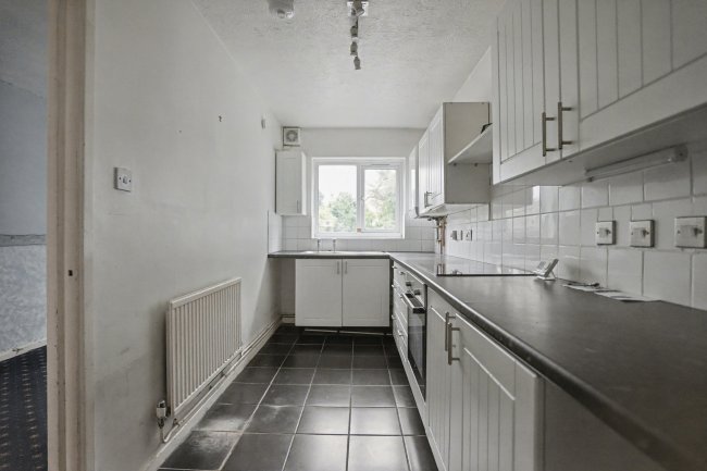 7 Millstone Mews, South Darenth, Dartford, Kent, DA4 9HT 3