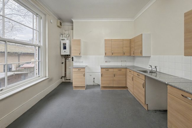 260A Dalston Lane, Hackney, London, E8 1JG 6