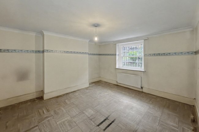 260A Dalston Lane, Hackney, London, E8 1JG 6