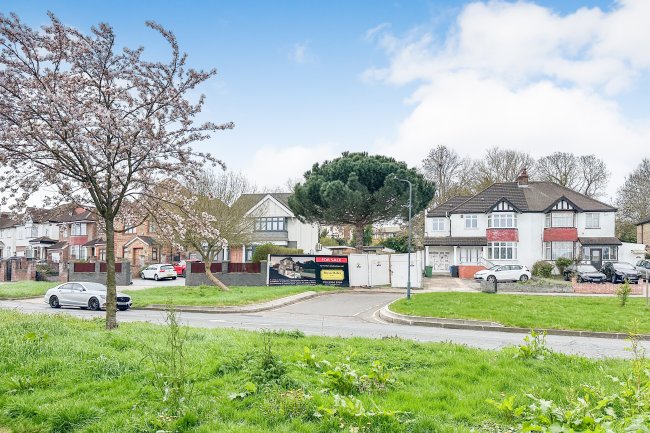 Land at 39 Salmon Street, Kingsbury, London, NW9 8PP 2