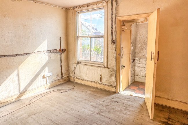 18 Nether Road, Ecclesfield, Sheffield, South Yorkshire, S35 9XT 4