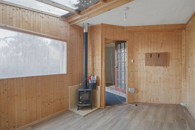 26 Hinton Crescent, Thornhill, Southampton, Hampshire, SO19 6GT 4