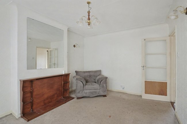 26 Hinton Crescent, Thornhill, Southampton, Hampshire, SO19 6GT 4