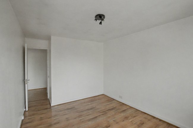 11 Bath Close, Peckham, London, SE15 2JP 10