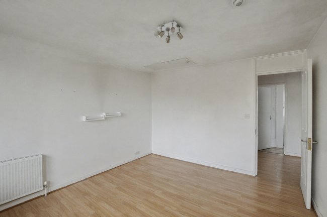 11 Bath Close, Peckham, London, SE15 2JP 10
