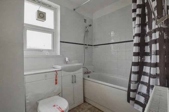 11 Bath Close, Peckham, London, SE15 2JP 10