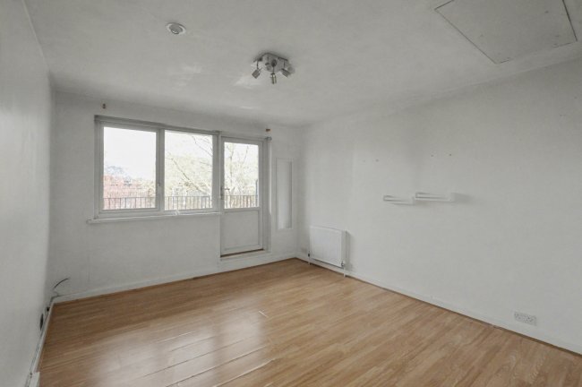 11 Bath Close, Peckham, London, SE15 2JP 10