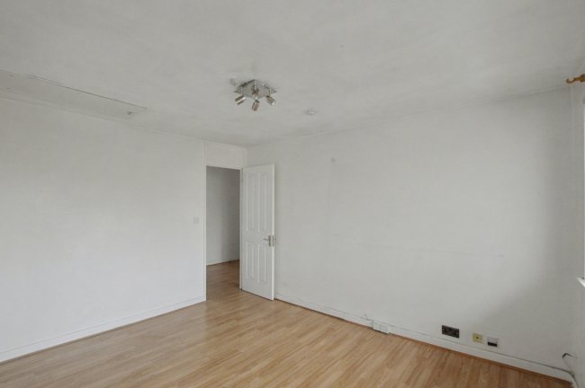 11 Bath Close, Peckham, London, SE15 2JP 10