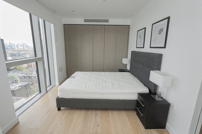 Flat 2105, Atlas Building, 145 City Road, London, EC1V 1AY 1