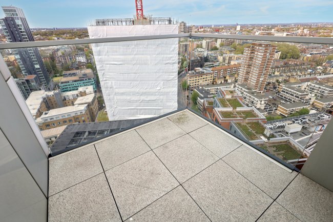 Flat 2105, Atlas Building, 145 City Road, London, EC1V 1AY 1