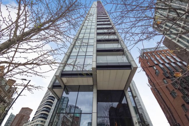 Flat 2105, Atlas Building, 145 City Road, London, EC1V 1AY 1