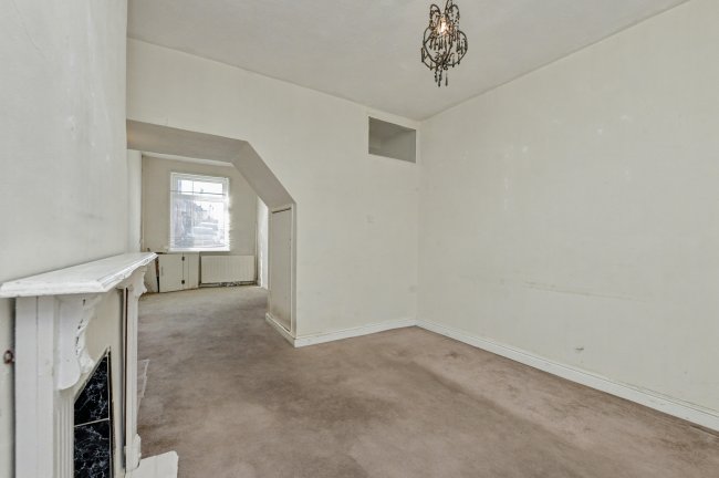 15 Surrey Street, Crewe, CW1 4AB 6