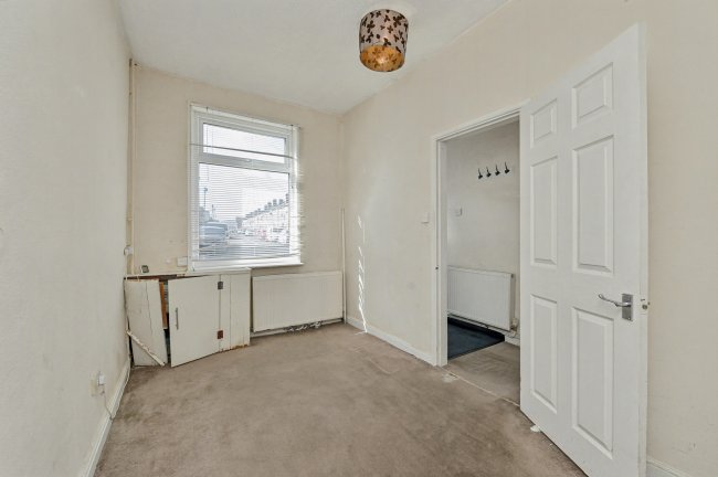 15 Surrey Street, Crewe, CW1 4AB 6