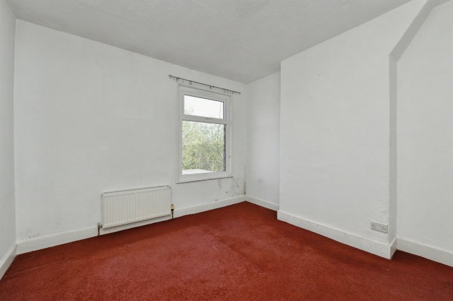 15 Surrey Street, Crewe, CW1 4AB 6