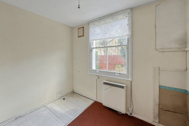 Flat B, 33 Belgrave Gardens, St John's Wood, London, NW8 0RE 6