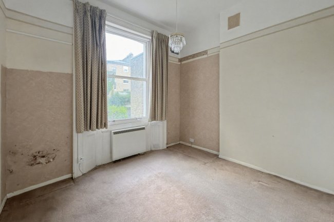 Flat B, 33 Belgrave Gardens, St John's Wood, London, NW8 0RE 6