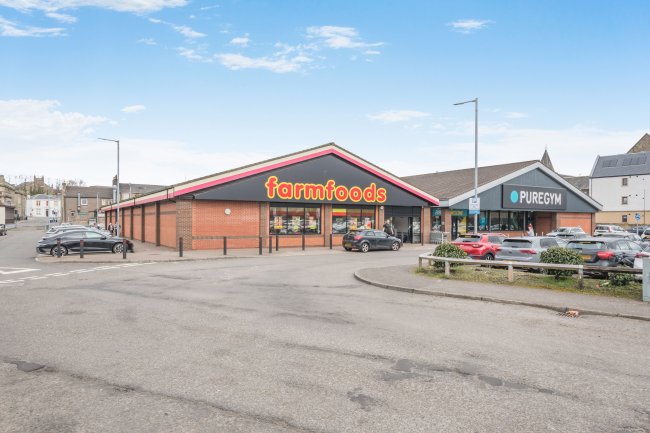 Farmfoods, 8 Manse Place, Airdrie, Scotland, ML6 0AN 7