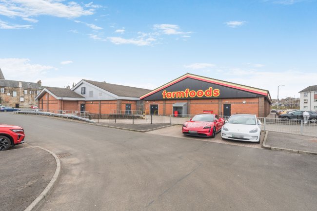Farmfoods, 8 Manse Place, Airdrie, Scotland, ML6 0AN 7