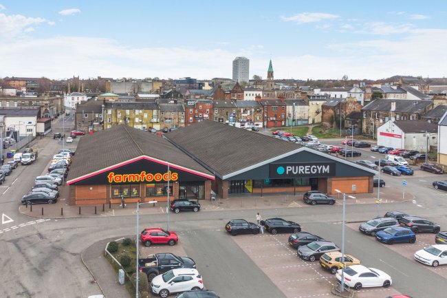 Farmfoods, 8 Manse Place, Airdrie, Scotland, ML6 0AN 7