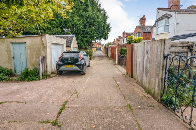 Flats 1 - 5 and land rear of, 62 Okehampton Road, Exeter, EX4 1EP 1