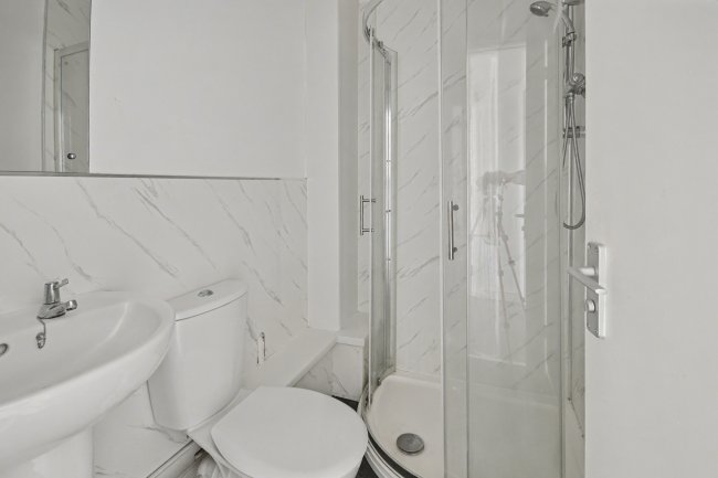 Flats 1 - 5 and land rear of, 62 Okehampton Road, Exeter, EX4 1EP 1