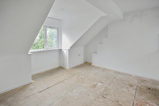 Flats 1 - 5 and land rear of, 62 Okehampton Road, Exeter, EX4 1EP 1