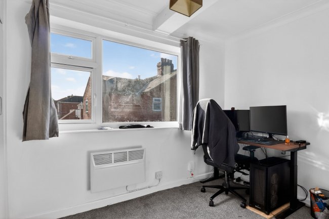 28 & 28A  Minsthorpe Lane, South Elmsall, Pontefract WF9 2NY 10