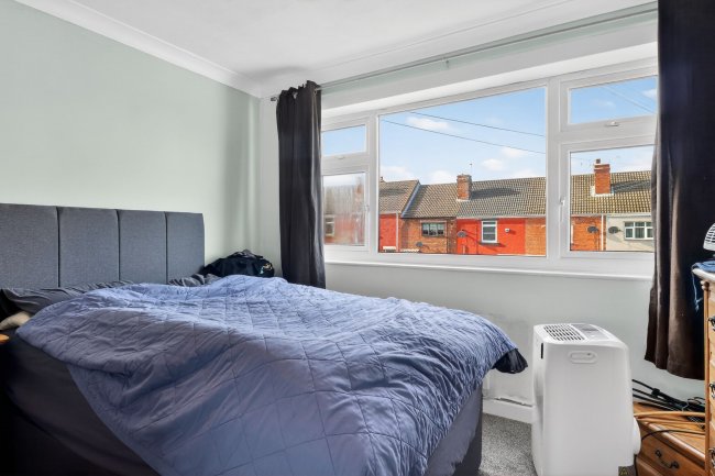 28 & 28A  Minsthorpe Lane, South Elmsall, Pontefract WF9 2NY 10