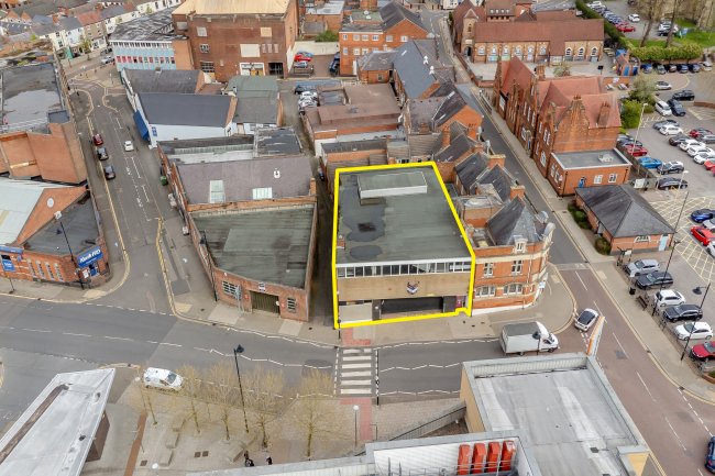 1 Lancaster Road, Hinckley, Leicestershire, LE10 0AW 2