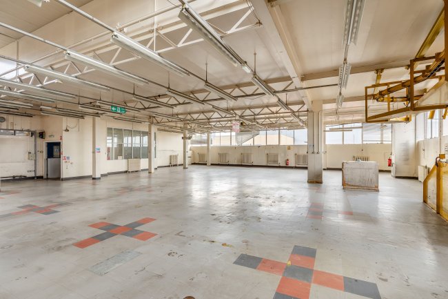 1 Lancaster Road, Hinckley, Leicestershire, LE10 0AW 2