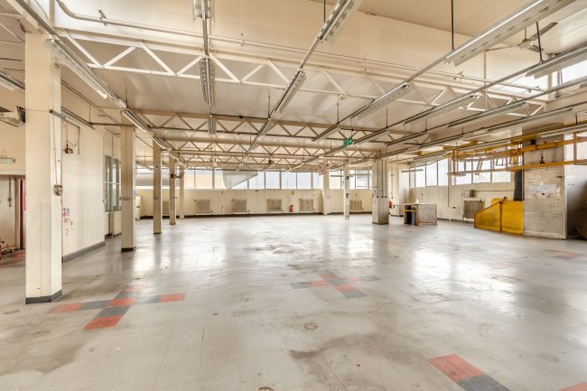 1 Lancaster Road, Hinckley, Leicestershire, LE10 0AW 2