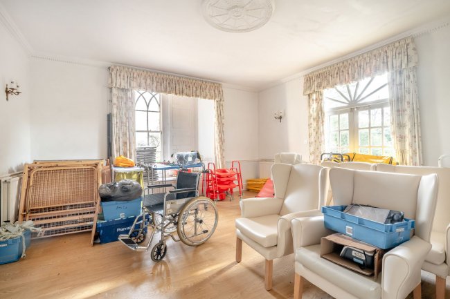 Breadstone House, Breadstone, Berkeley GL13 9HG 5