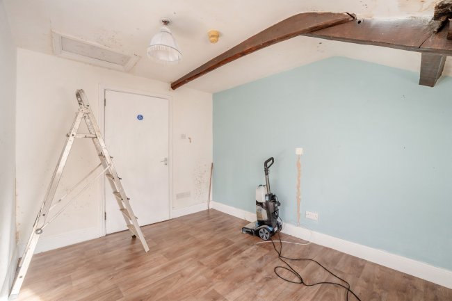 Breadstone House, Breadstone, Berkeley GL13 9HG 5