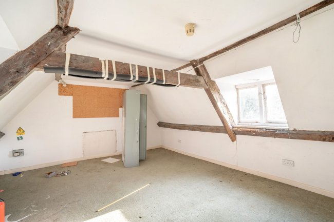 Breadstone House, Breadstone, Berkeley GL13 9HG 5