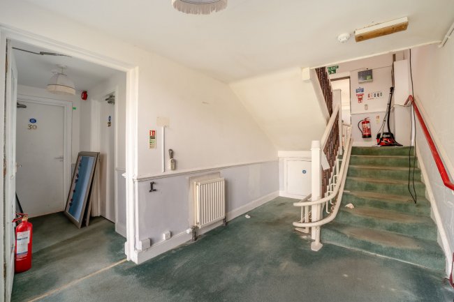 Breadstone House, Breadstone, Berkeley GL13 9HG 5