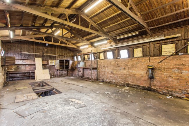 10 Walnut Avenue, Wigan WN1 3XE 9