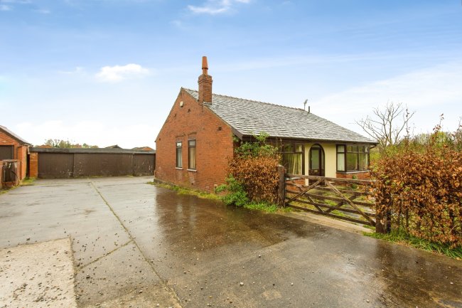 10 Walnut Avenue, Wigan WN1 3XE 9