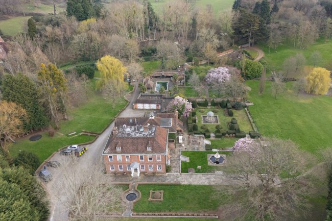 The Dower House, Roydon Hall Road, East Peckham, Tonbridge, TN12 5NH 5