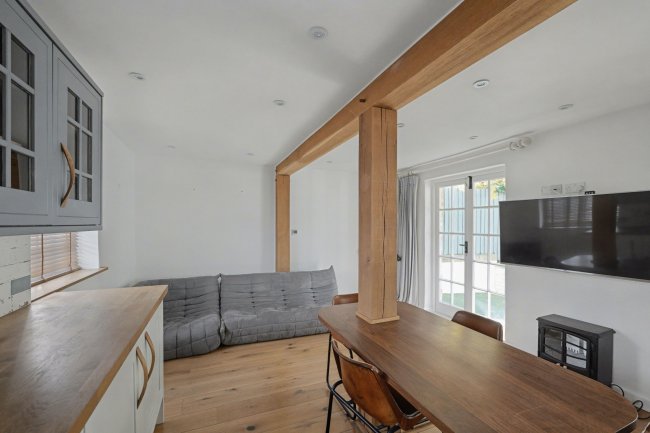 Papillon, Houghton Road, Stockbridge, SO20 6LE 9