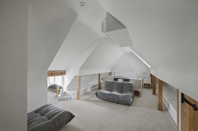 Papillon, Houghton Road, Stockbridge, SO20 6LE 9