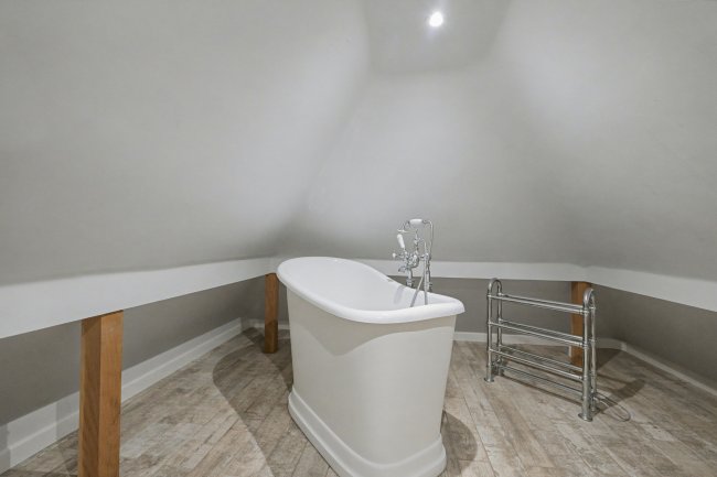 Papillon, Houghton Road, Stockbridge, SO20 6LE 9