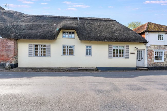 Papillon, Houghton Road, Stockbridge, SO20 6LE 9