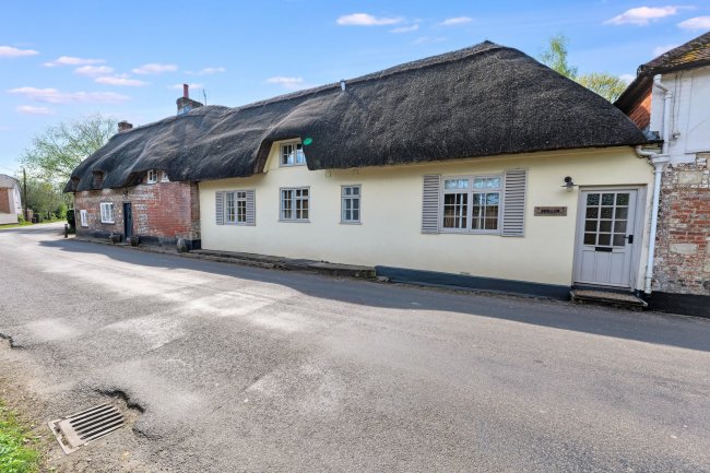 Papillon, Houghton Road, Stockbridge, SO20 6LE 9