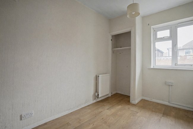 8 Sevenoaks Close, Bexleyheath, Kent, DA7 6AL 3